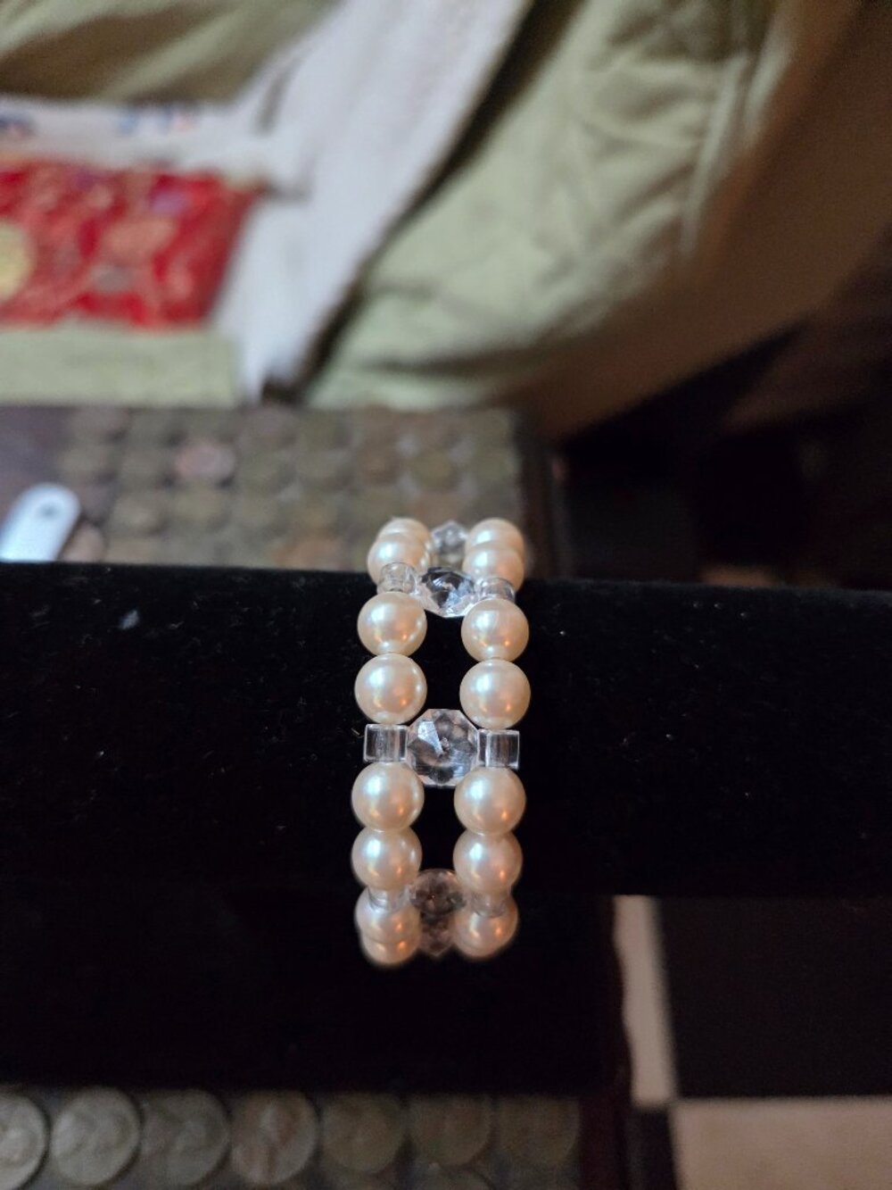 Pearl bracelet